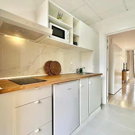 Palm Avenue - Adults Only - Apartmán