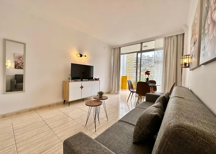 Palm Avenue - Adults Only - דירה *